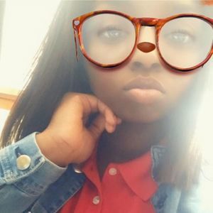 Meet your Posher, Daniella